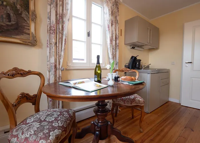 Apartment Refugium Theresienstraße 19 - Monet Rhodt unter Rietburg